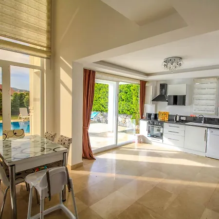 Hisarpark A Villa, Oezel Havuzlu, Fethiye 别墅